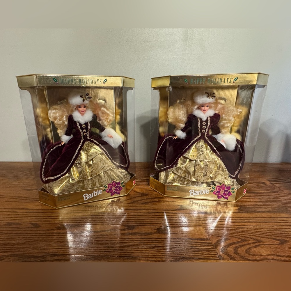 1996 Happy Holidays Special Edition Barbie dolls by Mattel